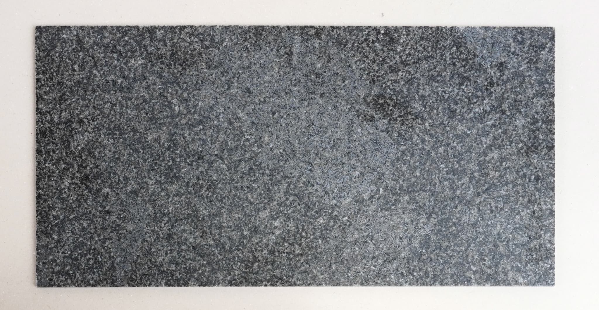 Granitfliesen
